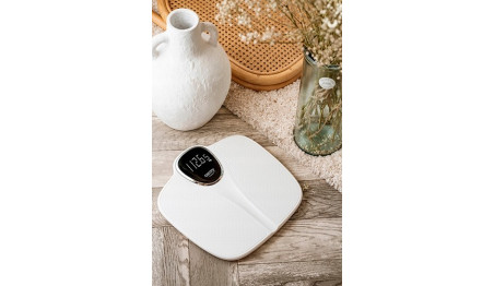 WAGA ŁAZIENKOWA Z FUNKCJĄ WAŻENIA NIEMOWLĄT 180kg