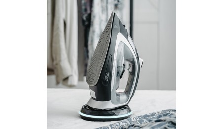 Żelazko Parowe Ceramiczne Bezprzewodowe Szybkie Nagrzewanie