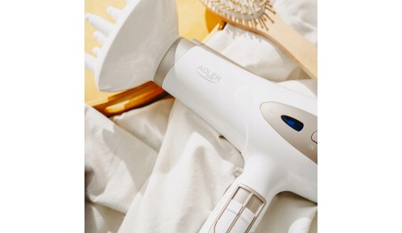 Mocna suszarka 2400W z jonizatorem dyfuzorem zimnym nadmuchem elegancka