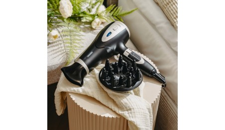 Suszarka do włosów 2200 W jonizacja dyfuzor 3 temperatury 2 prędkości Mesko