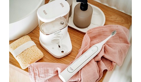 SZCZOTECZKA SONICZNA IRYGATOR DO ZĘBÓW 2w1 USB + 2 KOŃCÓWKI W ETUI ZESTAW