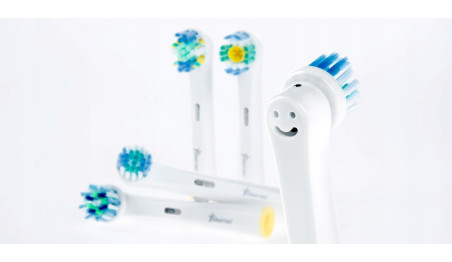 KOŃCÓWKI KIDS DZIECI 4SZT DO SZCZOTECZKI ORAL-B