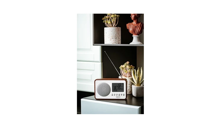 Radio Cyfrowe Przenośne LCD FM Budzik Termometr USB