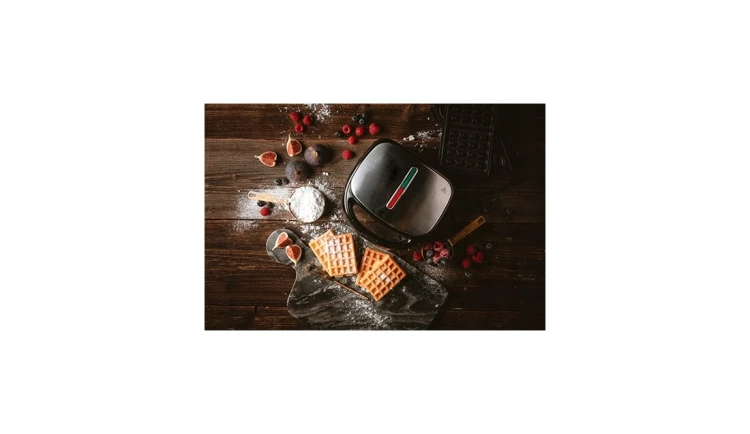 TOSTER OPIEKACZ DO KANAPEK TOSTÓW SANDWICH 1200W Camry CR3057