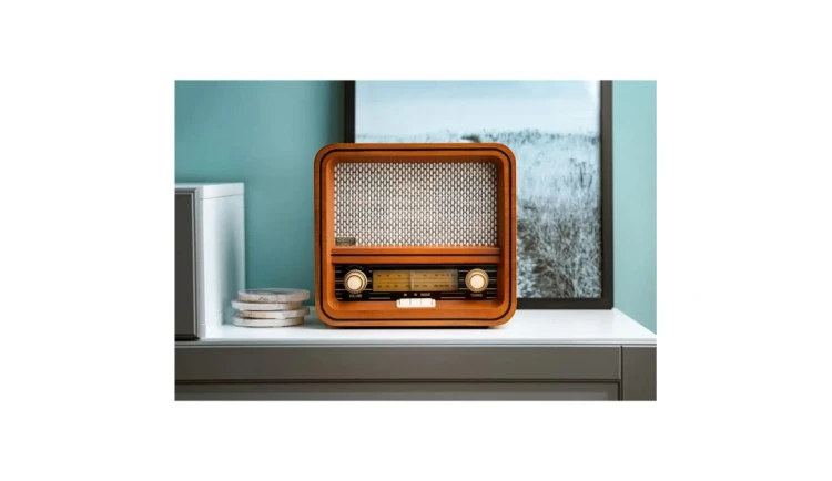 RADIO DREWNIANE CR1188 RETRO FM/AM Bluetooth USB